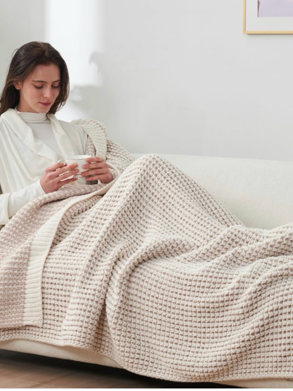 Amélie Home Knit Throw Blanket, Soft Chenille Cozy Pineapple Chunky Blanket